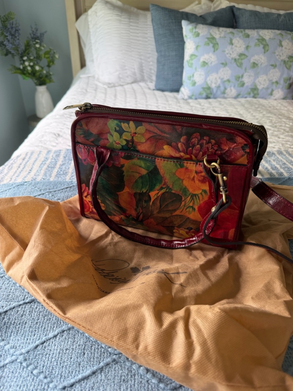 Patricia Nash small Paris leather bag